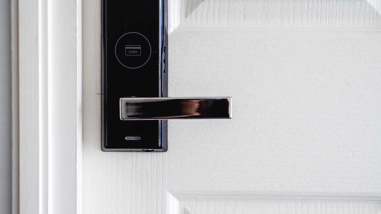 Wie schütze ich meine Smart-Home-Geräte vor Hackern?